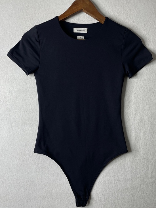 Aritzia Tops - Aritzia Babaton Contour Bodysuit Womens Small Black Crew Short Sleeve Minimalist